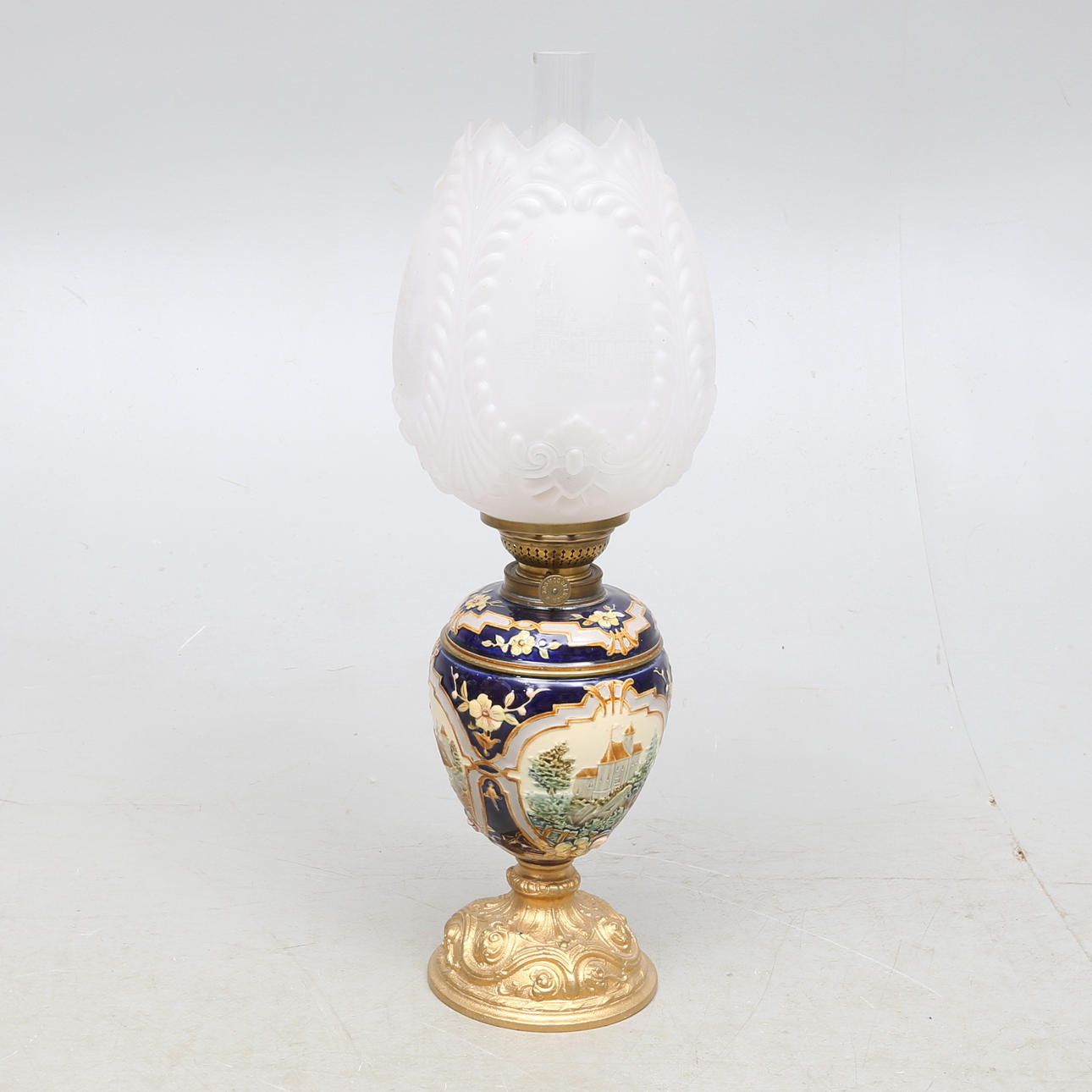 BORDSFOTOGENLAMPA, omkring sekelskiftet 1900.