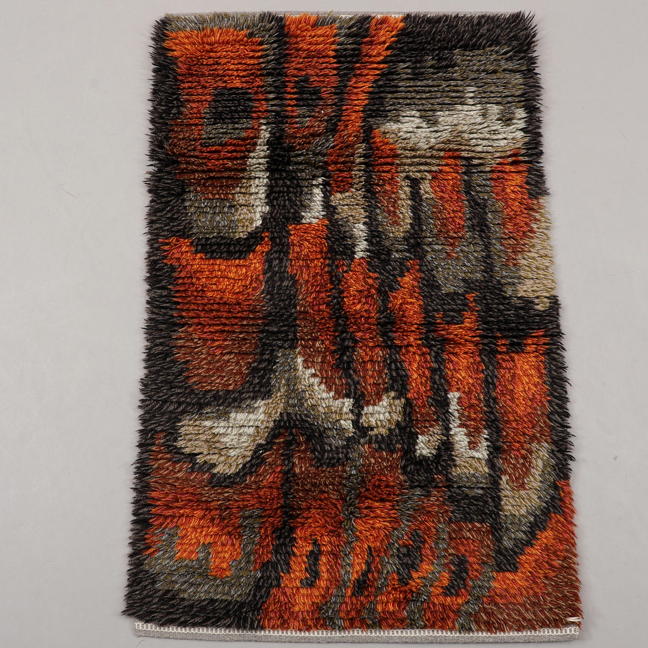 RYAMATTA, dimensions 125x75 cm.