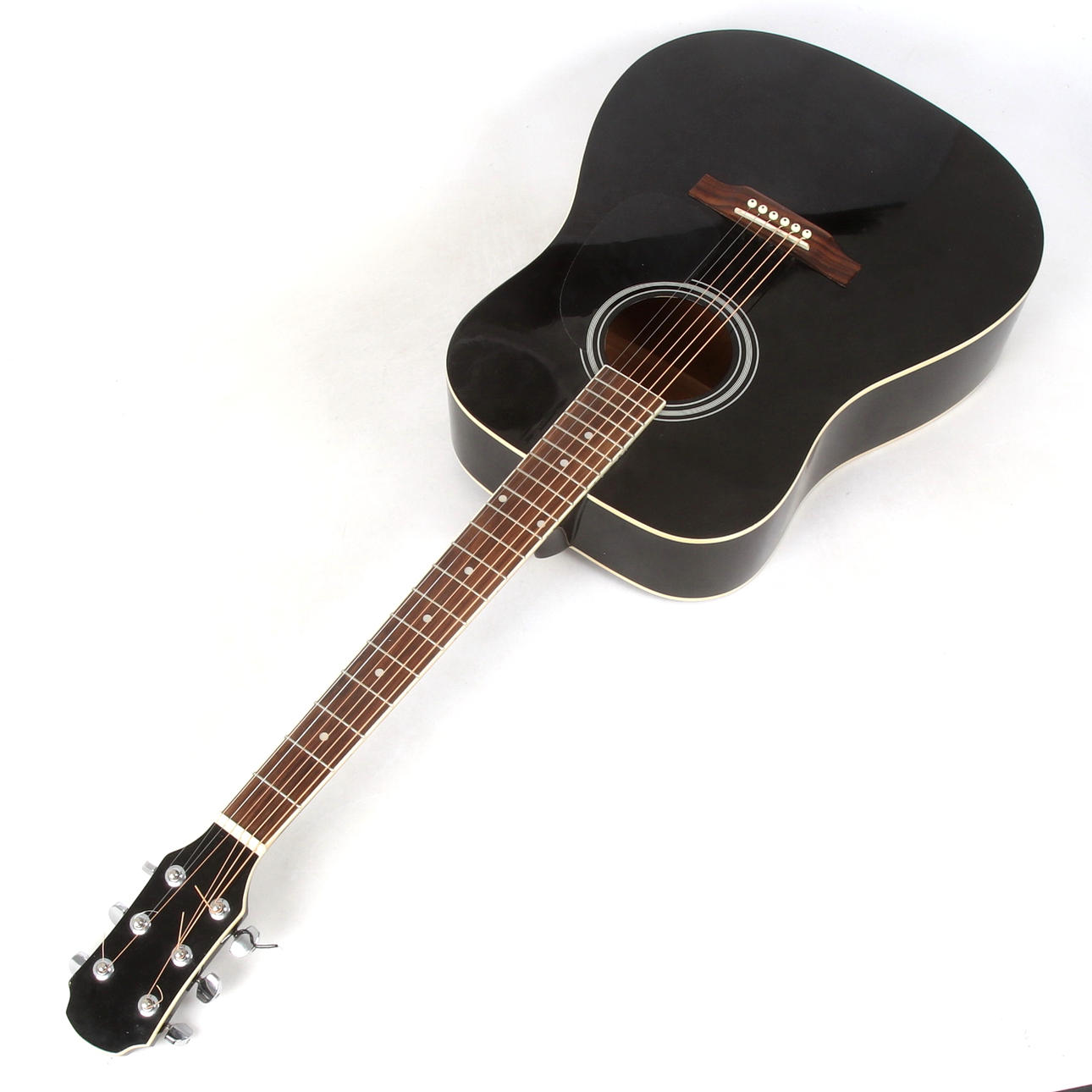 A 19th/2000s acoustic guitar.