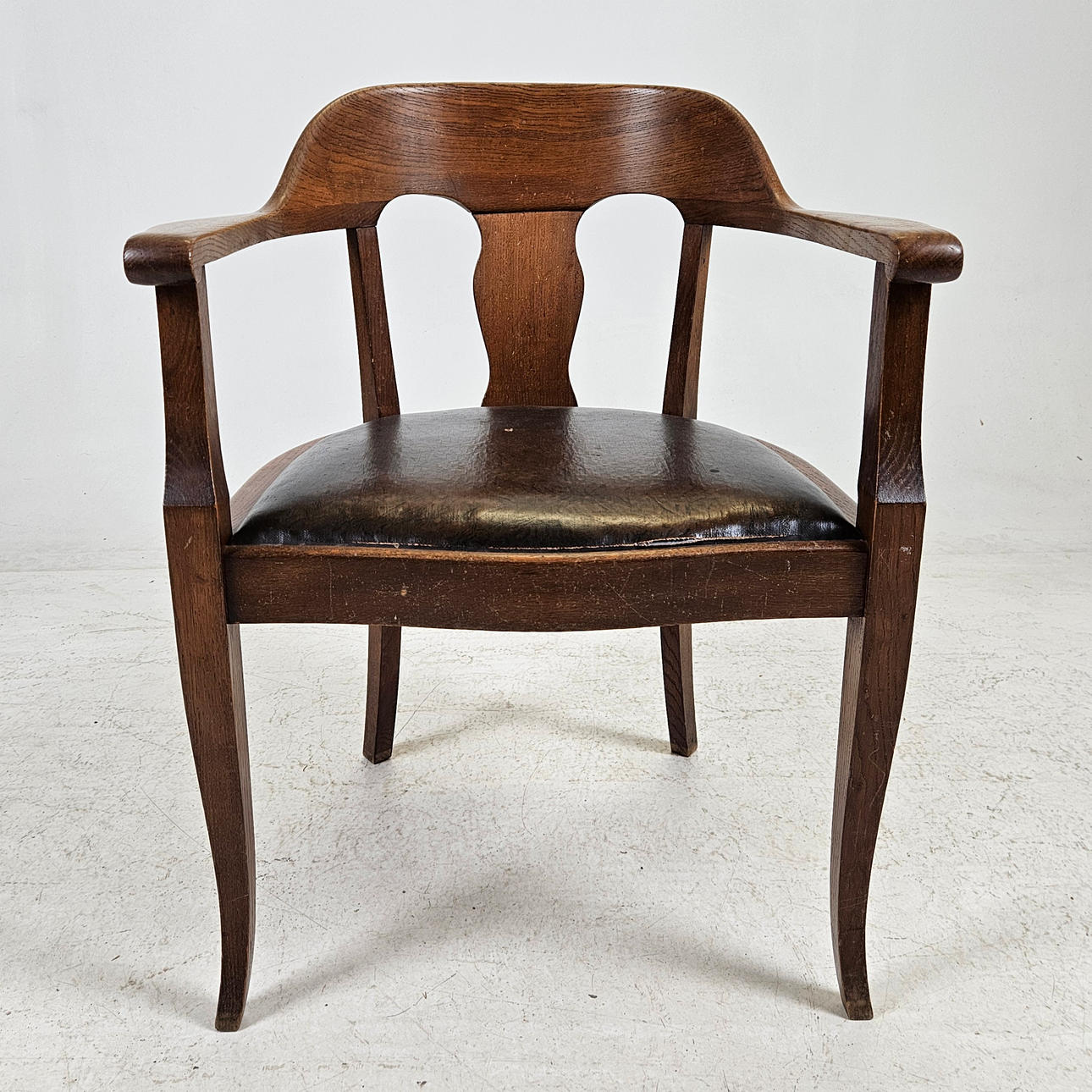 SKRIVSTOL, 1900-talets första hälft.