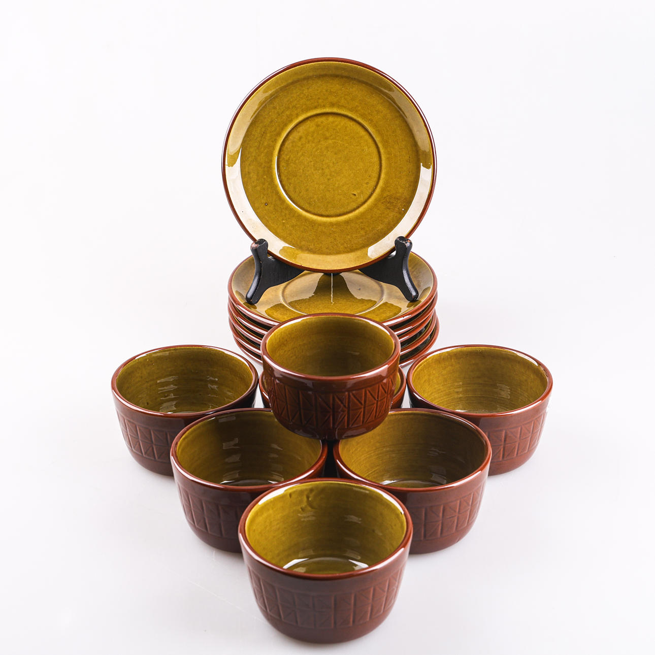 A 13-piece glazed porcelain tea set, “Karavan”, Rörstrand.