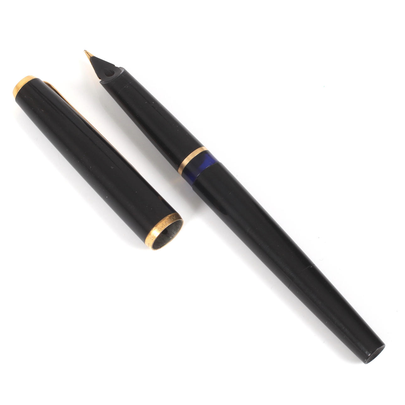 FOUNTAIN PEN, Pelikan MK 10, with 14k pins, Germany. Collectables