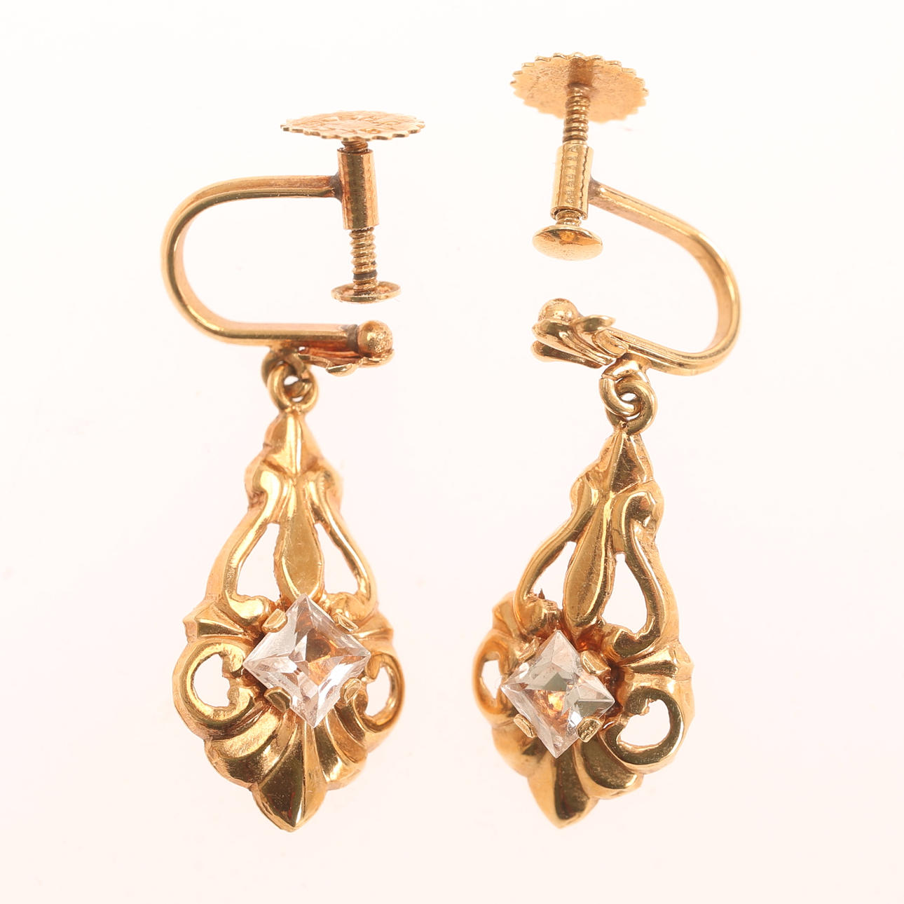 EARRINGS, 1 pair, 18 k gold.