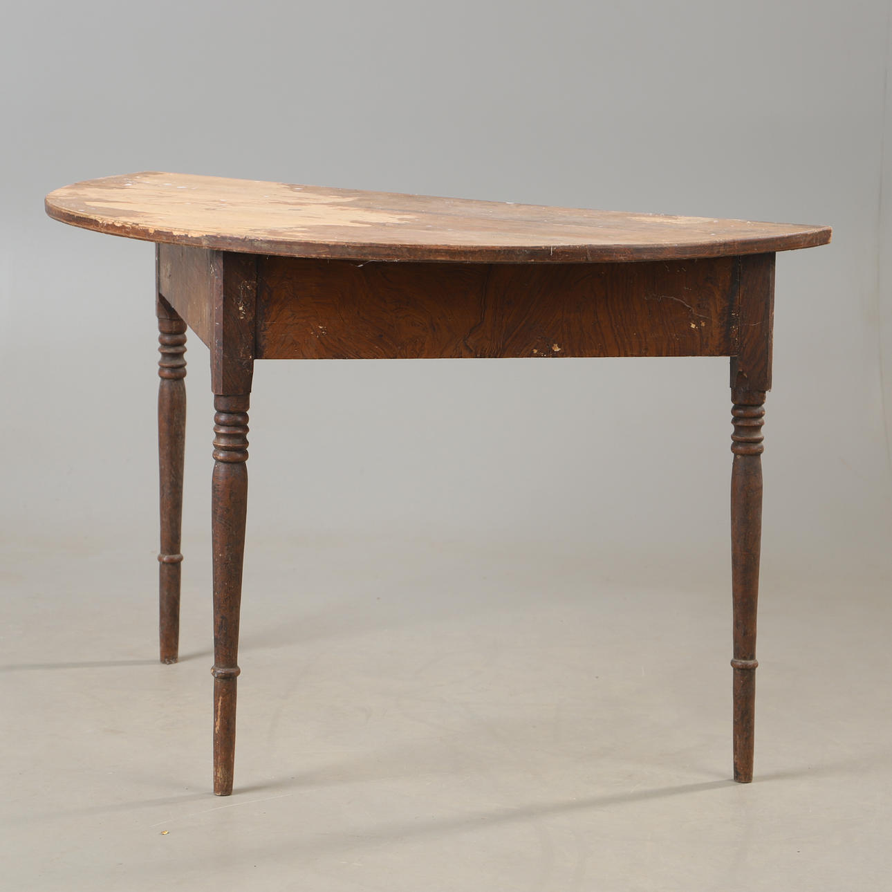 HALF MOON TABLE, drinking paint, allmoge.