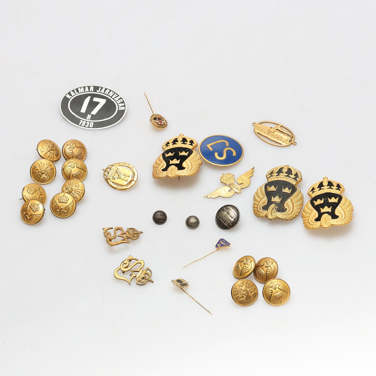 PARTY SJ EMBLEM AND BUTTONS.