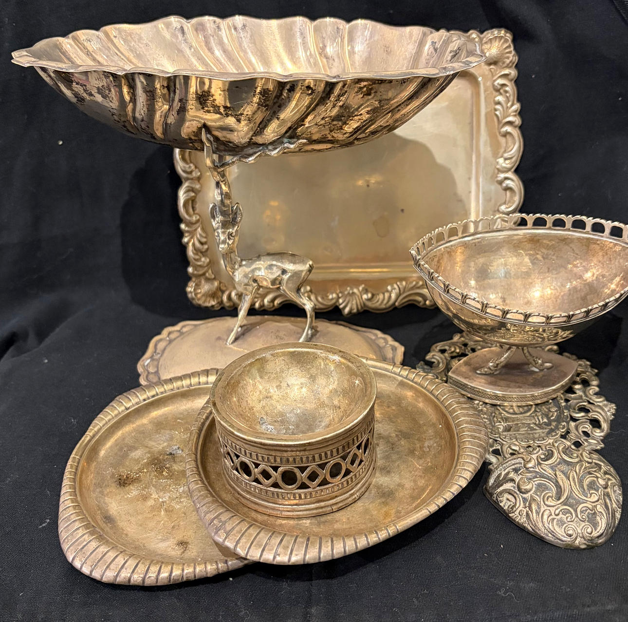 Various silver objects, 20th Century.