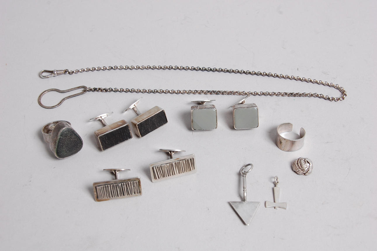 MANCHETTKNAPPAR, 3 par, RINGAR 2 st, silver, 2 st Hänge.