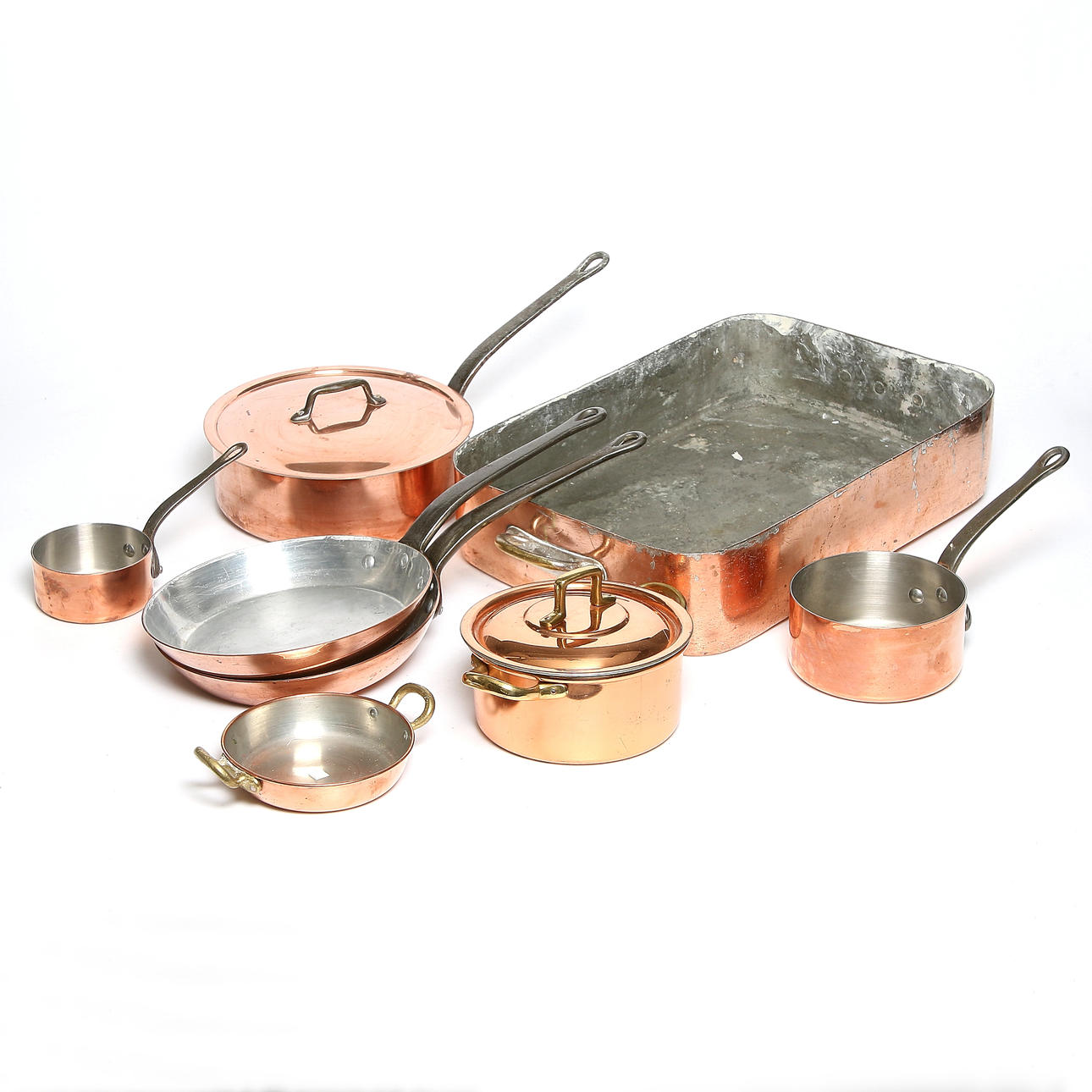 TRAKTÖRPANNOR och KASTRULLER, 8 delar, koppar, 1900-tal.