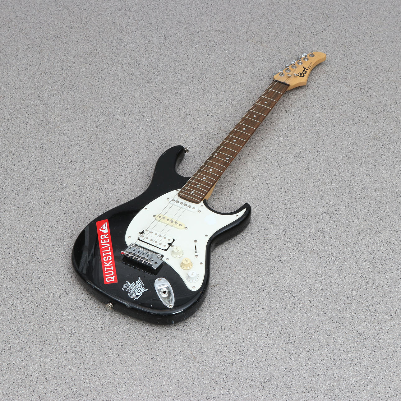 CORT, ELGITARR. Stratocasterliknande modell. Samtida tillverkning.