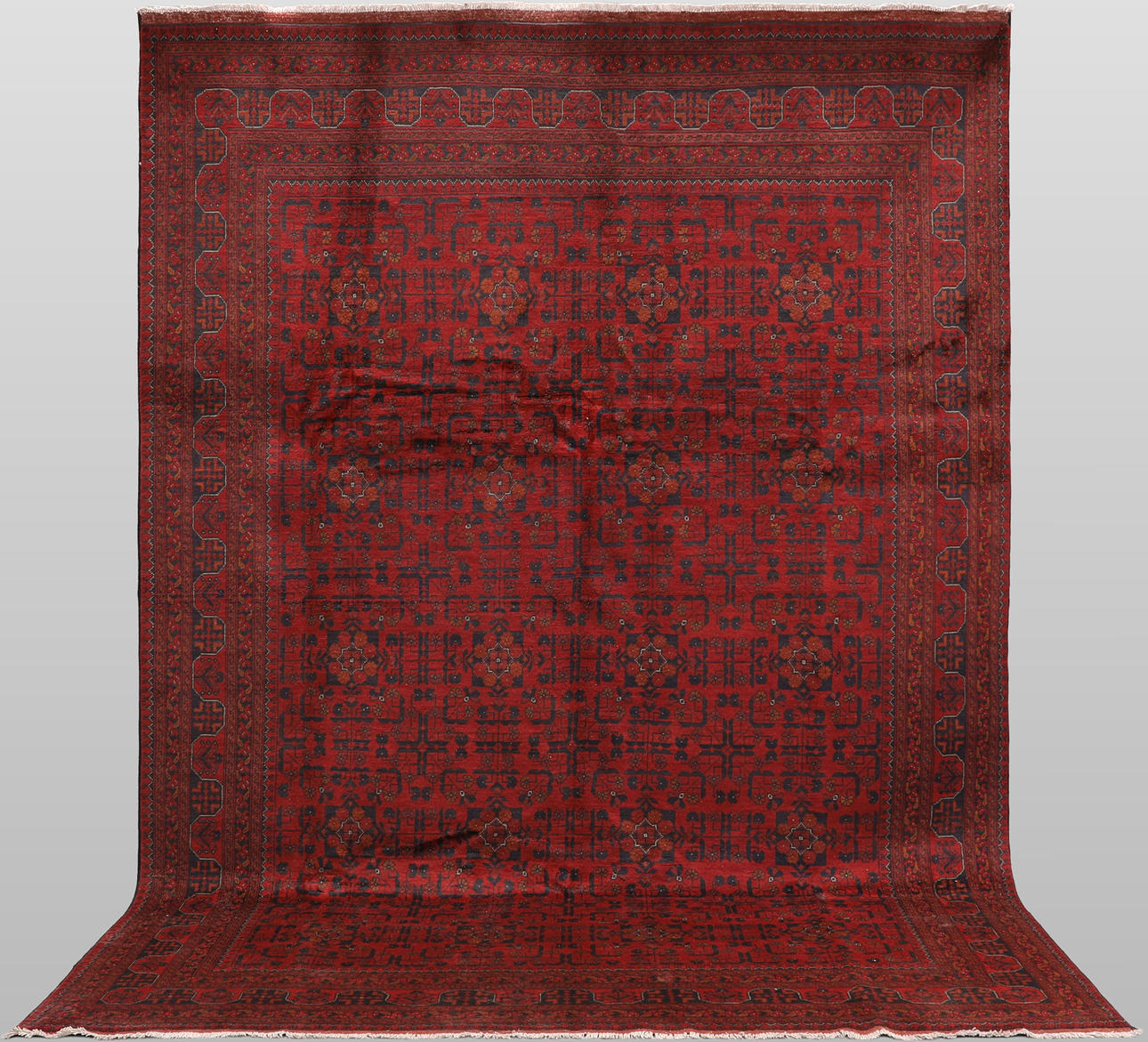 MATTA. Afghan fine, 340 x 246 cm.