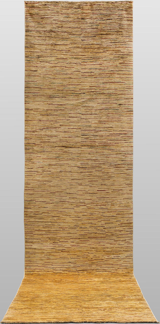 CARPET. Ziegler gallery size, 435 x 100 cm.