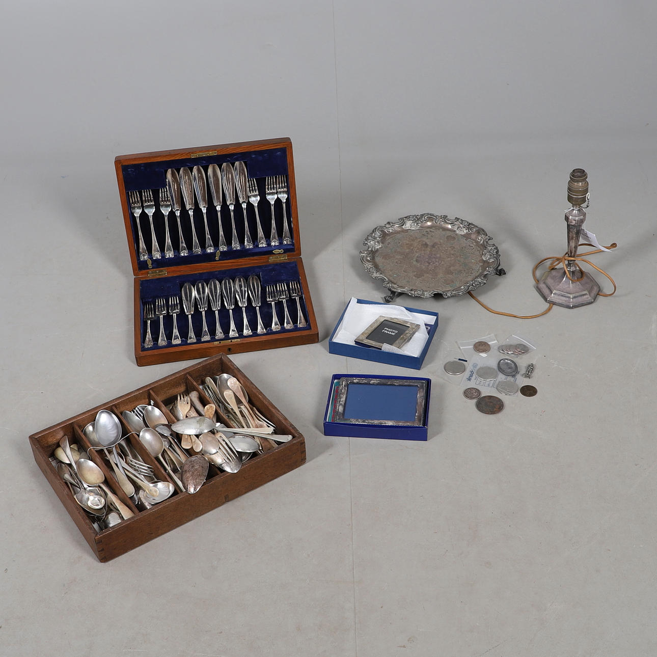 A QUANTITY OF SILVER PLATE.