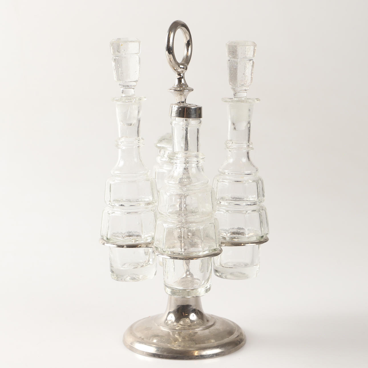 A silver/glass table set, 20th century.