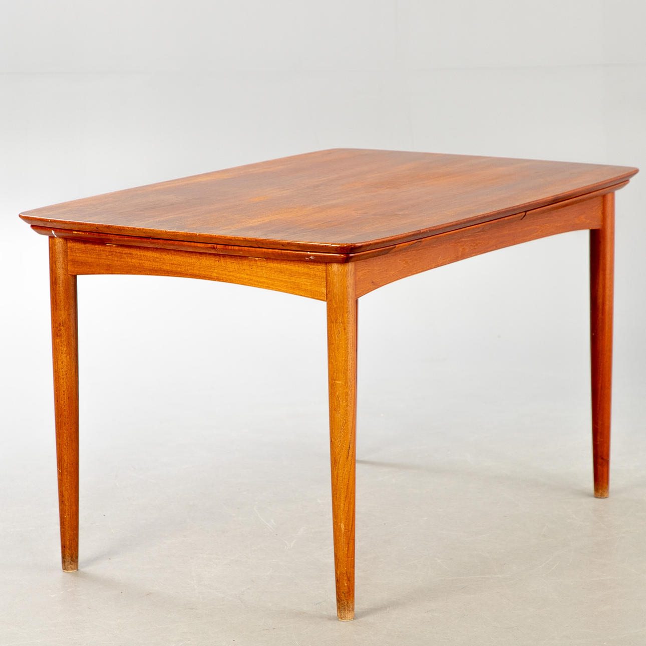 Slagelse Møbelværk, teak dining table, extendable, Denmark, 1960s.