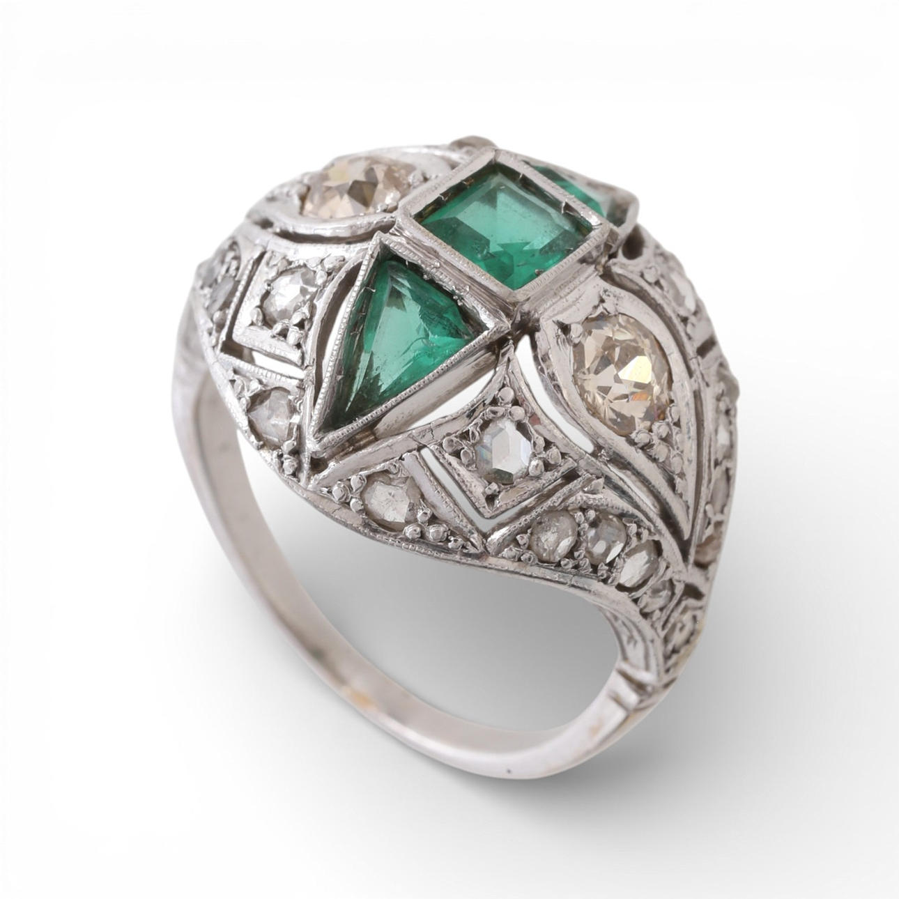 Art Deco diamonds ring, circa 1940.