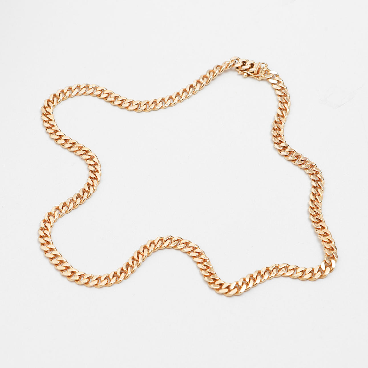 COLLIER, 18k guld, vikt ca 31,1 gram.