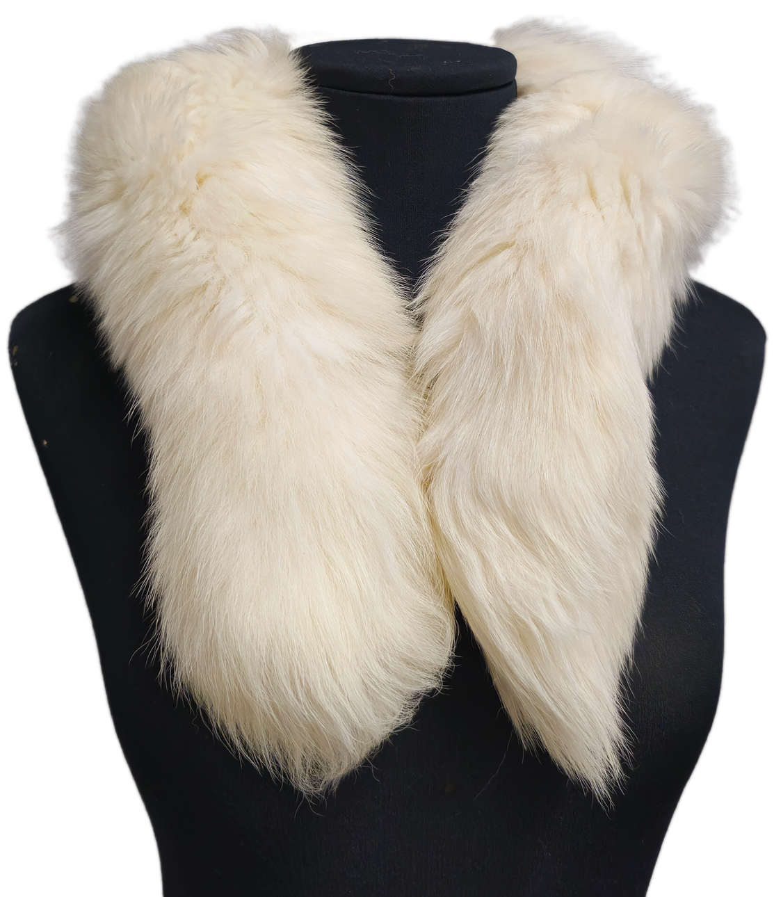PEARL WHITE FOX COLLAR.