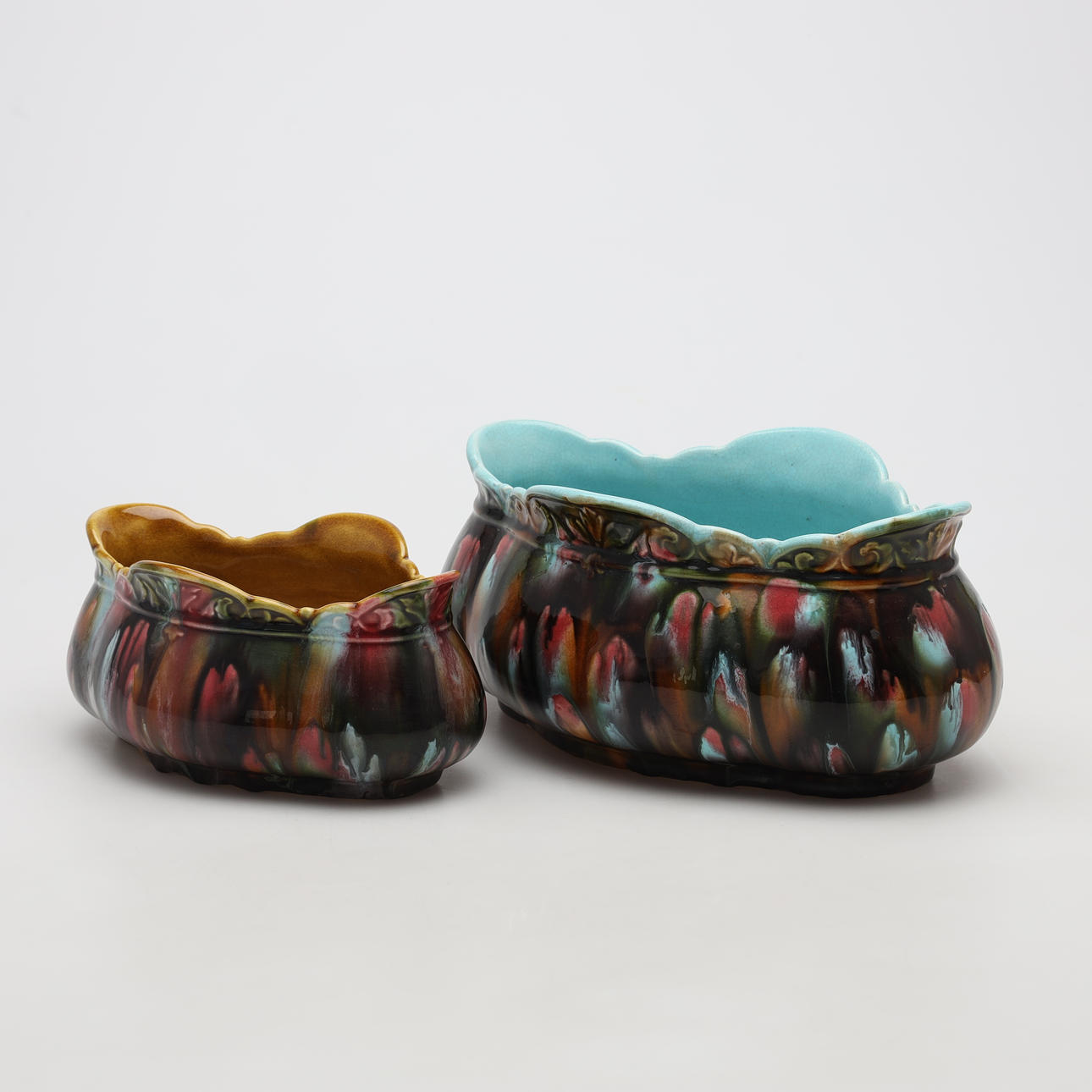 JARDINÄRER, 2 stycken, majolika, Rörstrand.