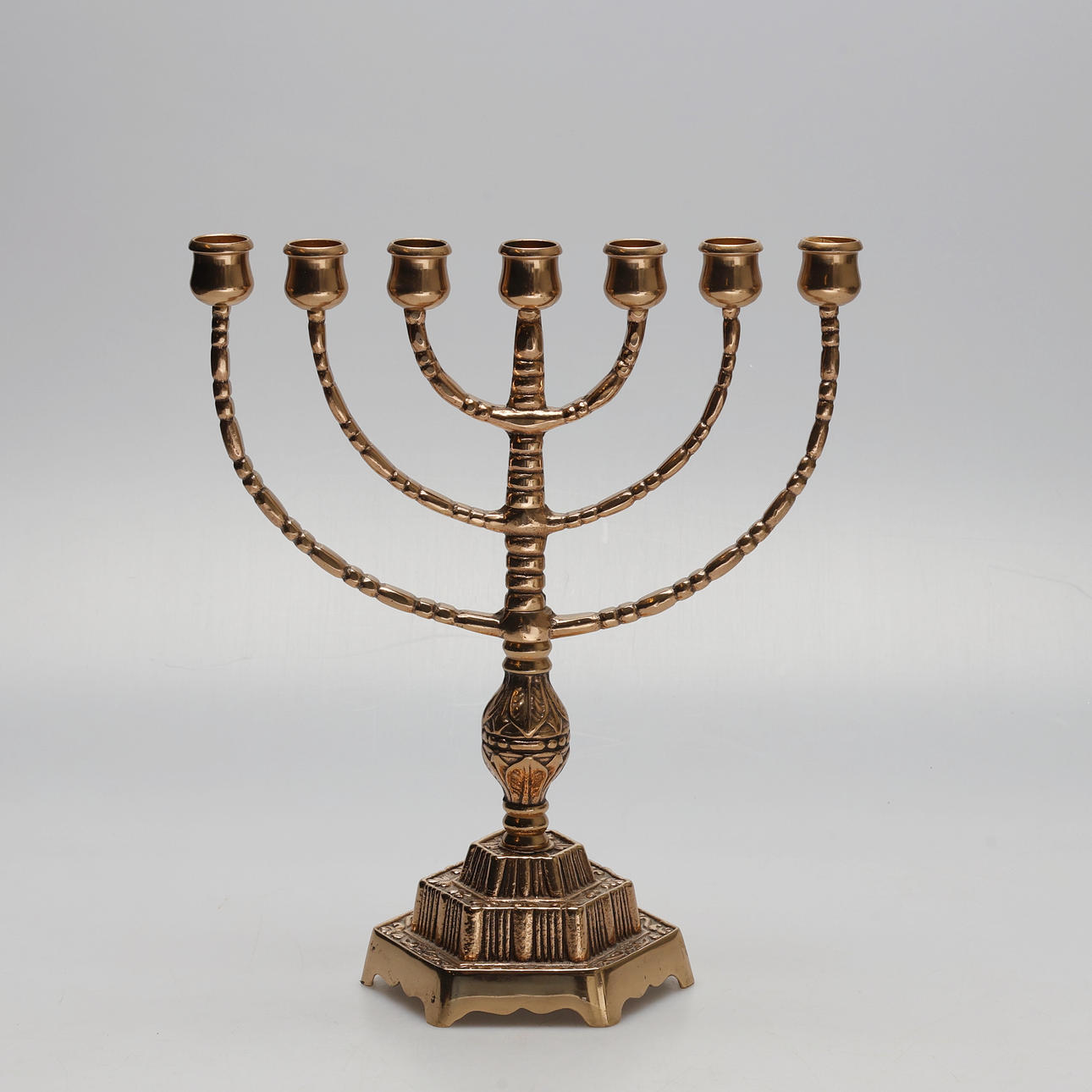 CANDELABRA, MENORAH. Ore.