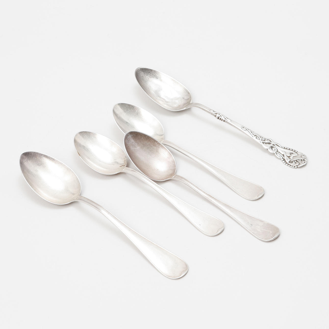 SPOONS, 5 pcs, silver, weight approx. 165 grams.