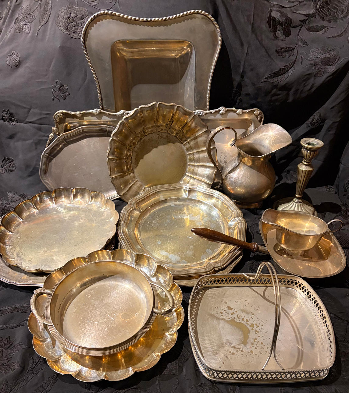 Various silver metal objects, 20th Century.