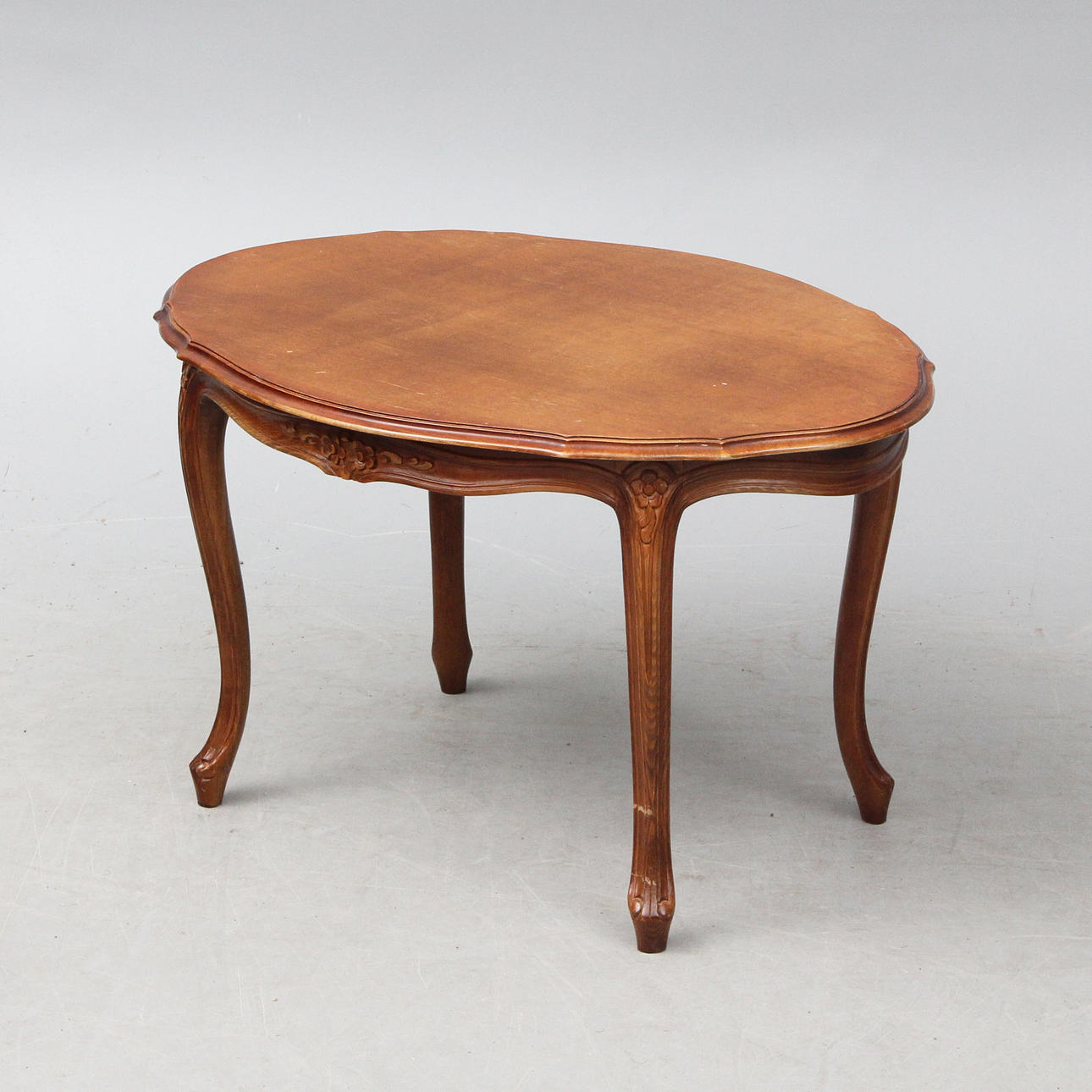 COFFEE TABLE, mahogany.