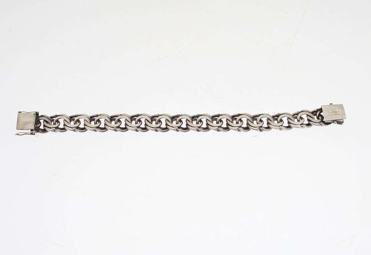 ARMBAND BISMARCK, sterling silver. Totalvikt ca 50,7 g.