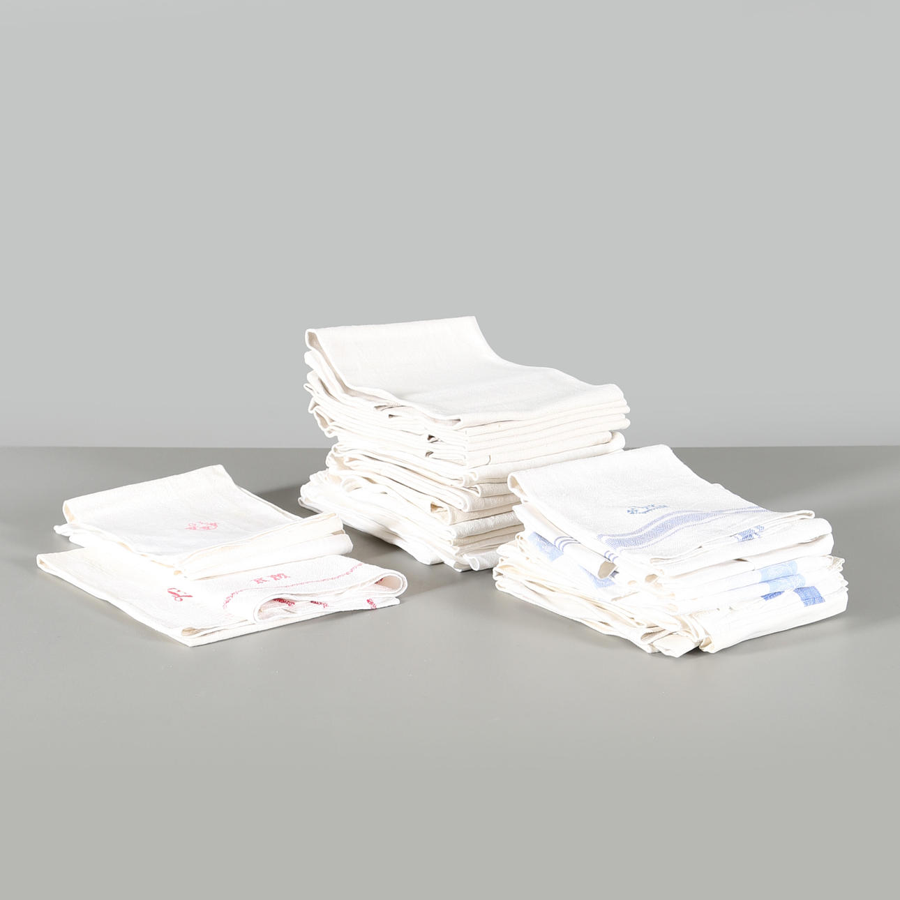 PARTI LINNEHANDDUKAR, 36 st, olika modeller, monogram.