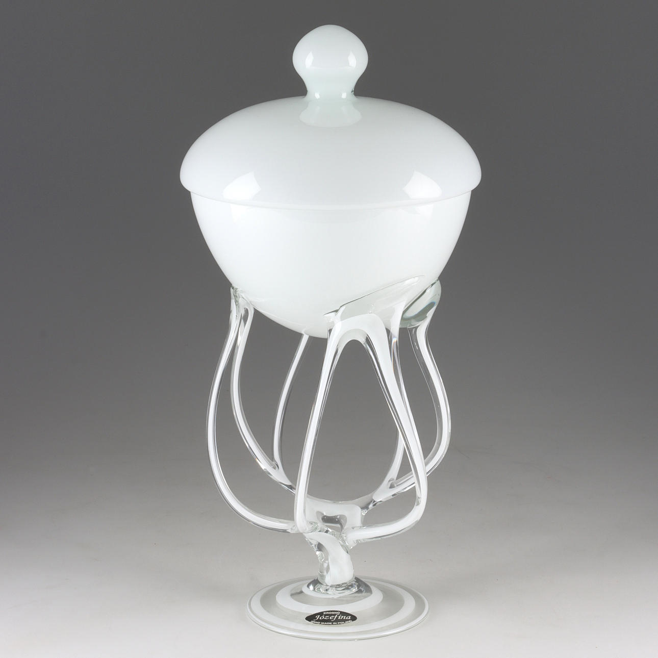 A glass lid bowl, Jozefina.