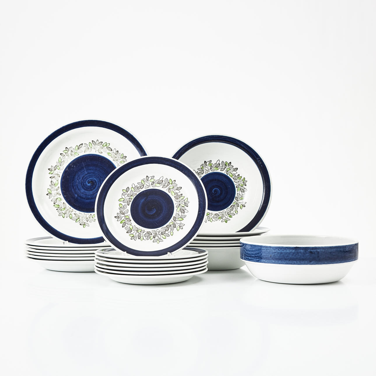 A 21 dlr tableware set “Viktoria”, Rörstrand.
