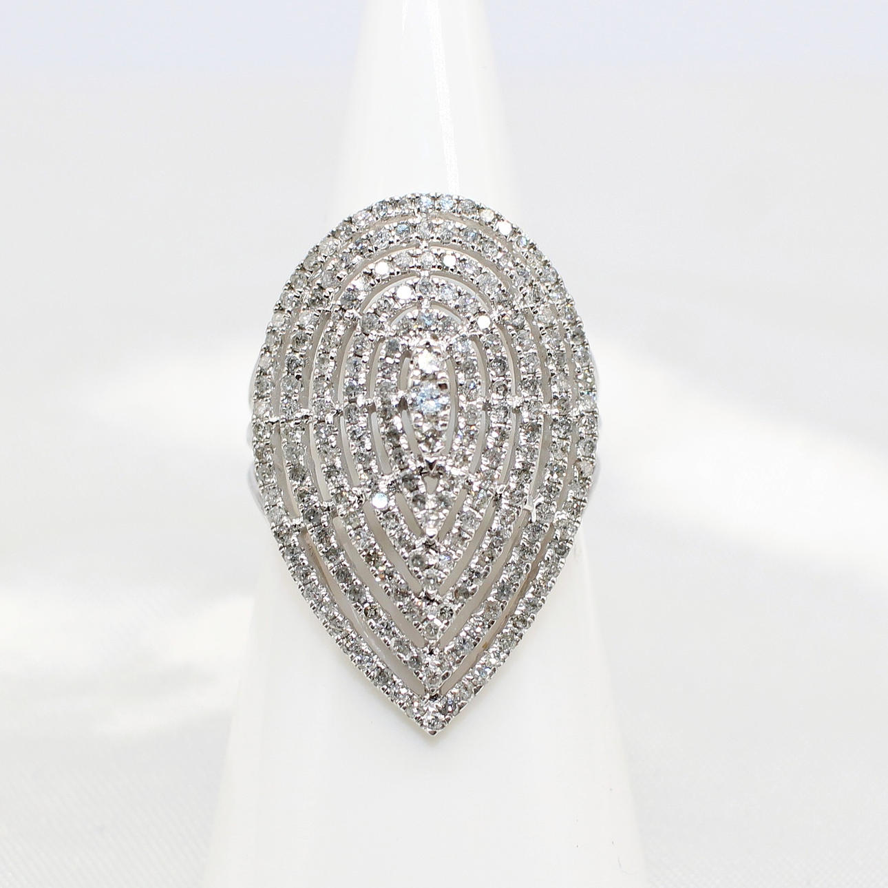 1.50CT DIAMOND CUSTER RING.