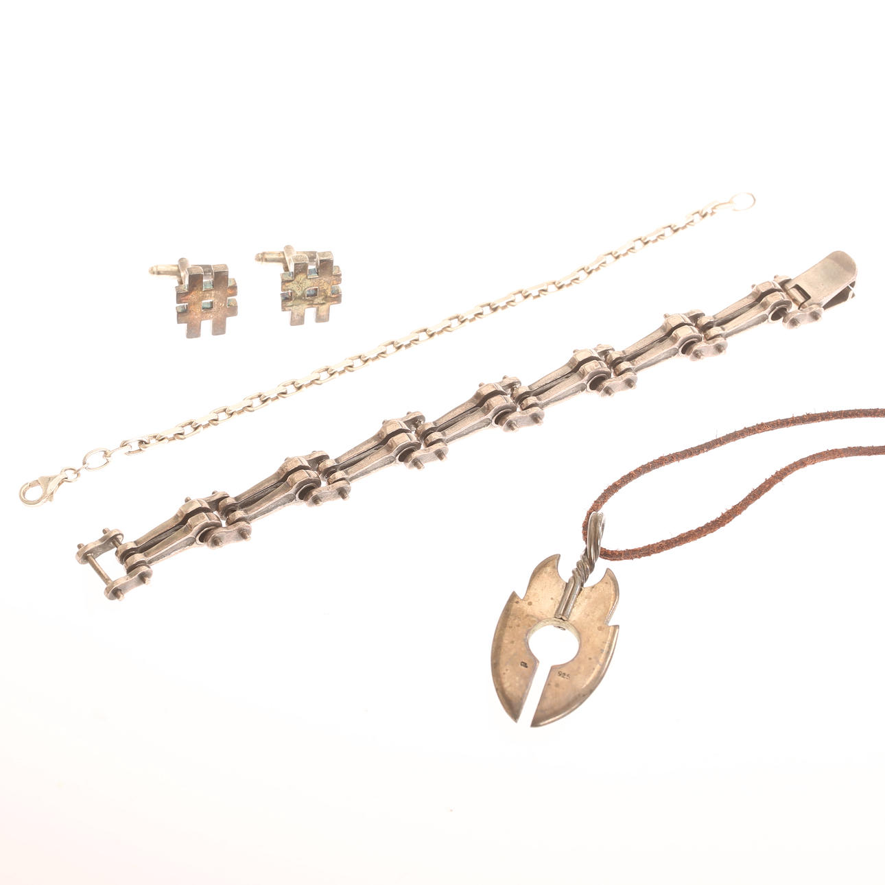 MISCELLANEOUS JEWELLERY, silver.