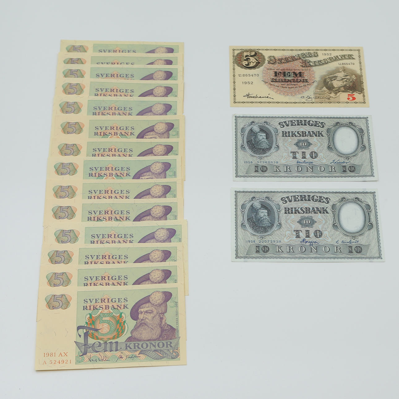 17 UNFOLDED BANKNOTES SWEDEN.