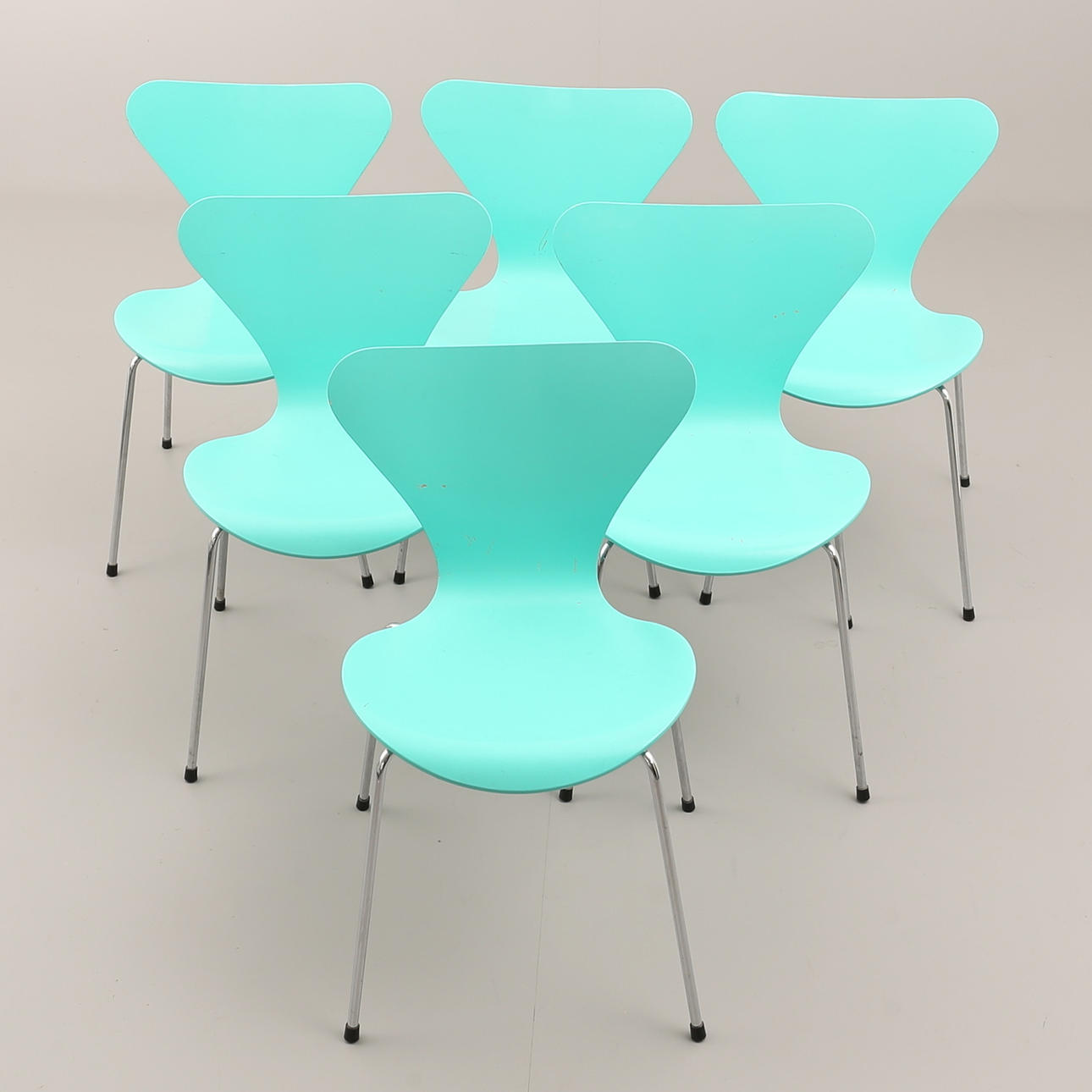 STOLAR, 6 st, "Sjuan" Arne Jacobsen för Fritz Hansen 1993.