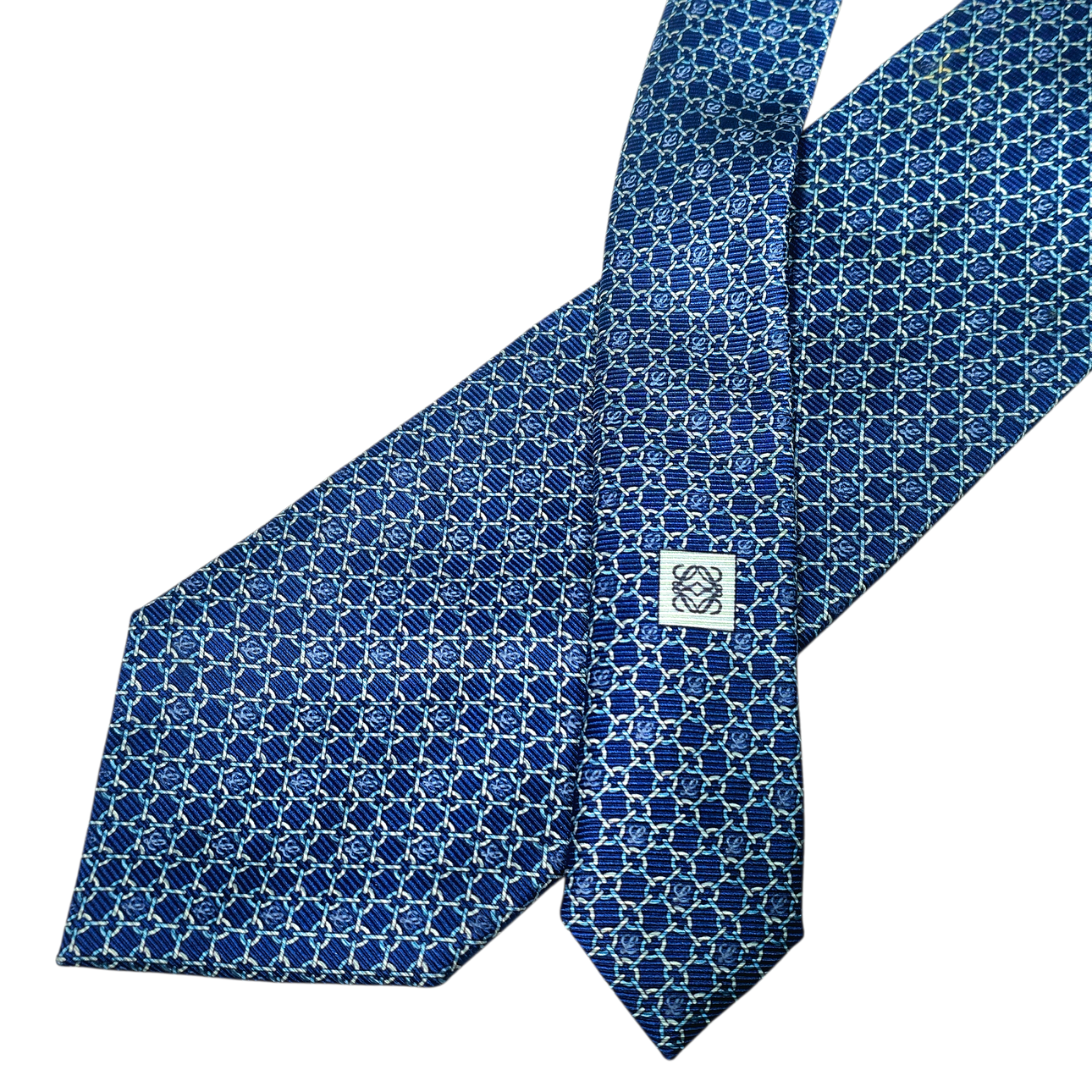 LOEWE. Natural silk tie “Cadenas” model.