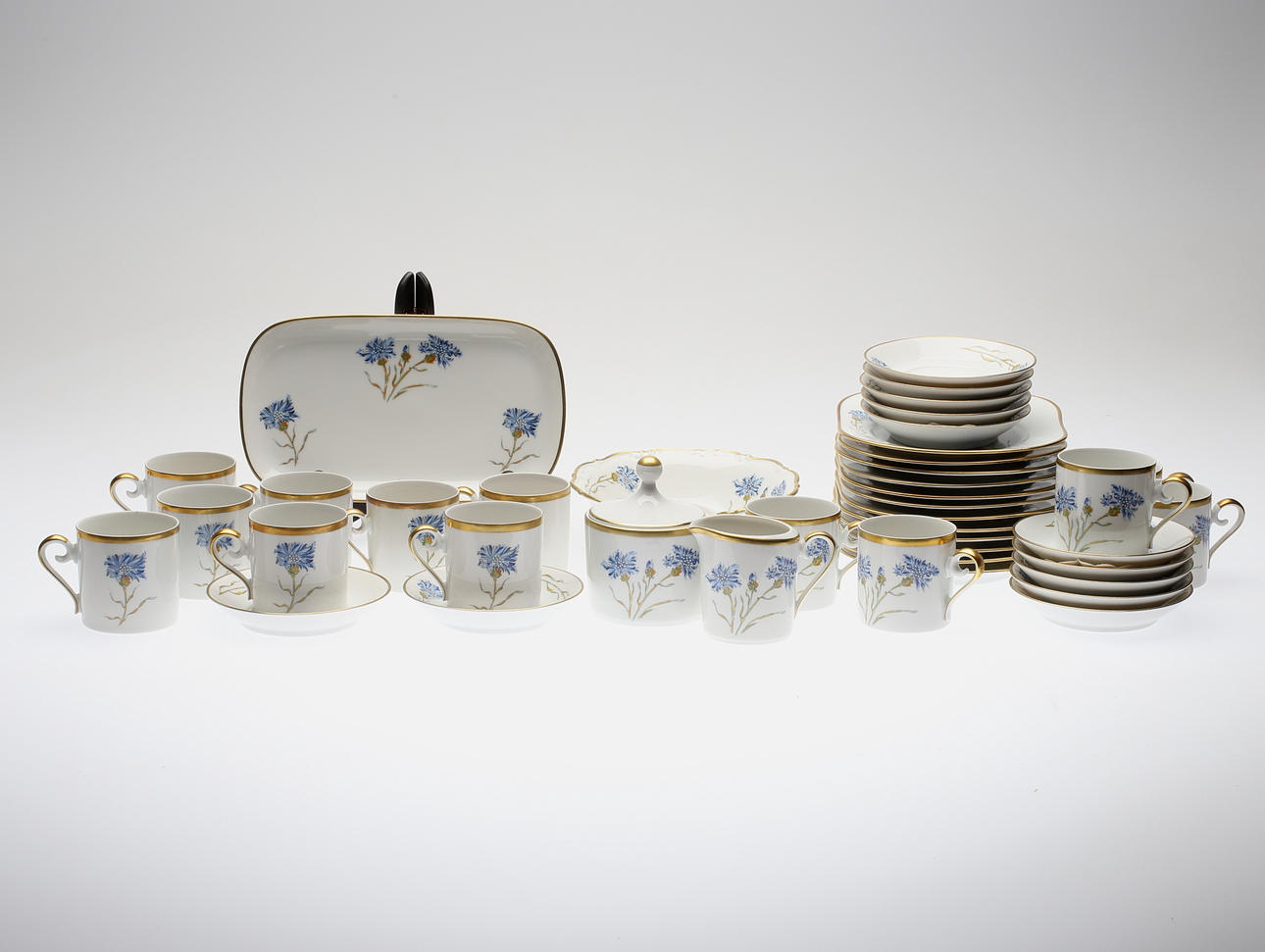 KAFFESERVIS, 29 delar, porslin, "Centaurea", Hackefors, 1900-tal.