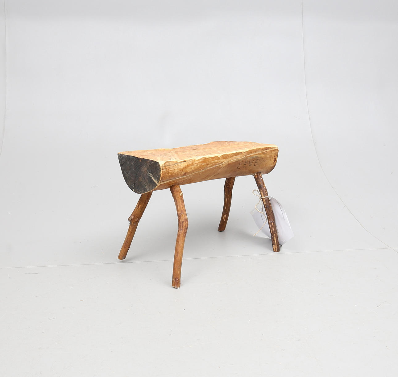 TRÄDGÅRDSBÄNK, körsbär, signerad Leif Salomonsson.