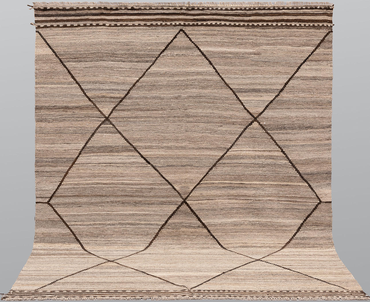 A CARPET, Kelim, approx. 234 x 174 cm.