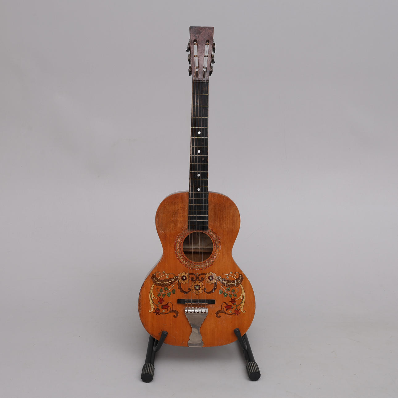 A 1920s Oscar Schmidt “Stella” guitar.