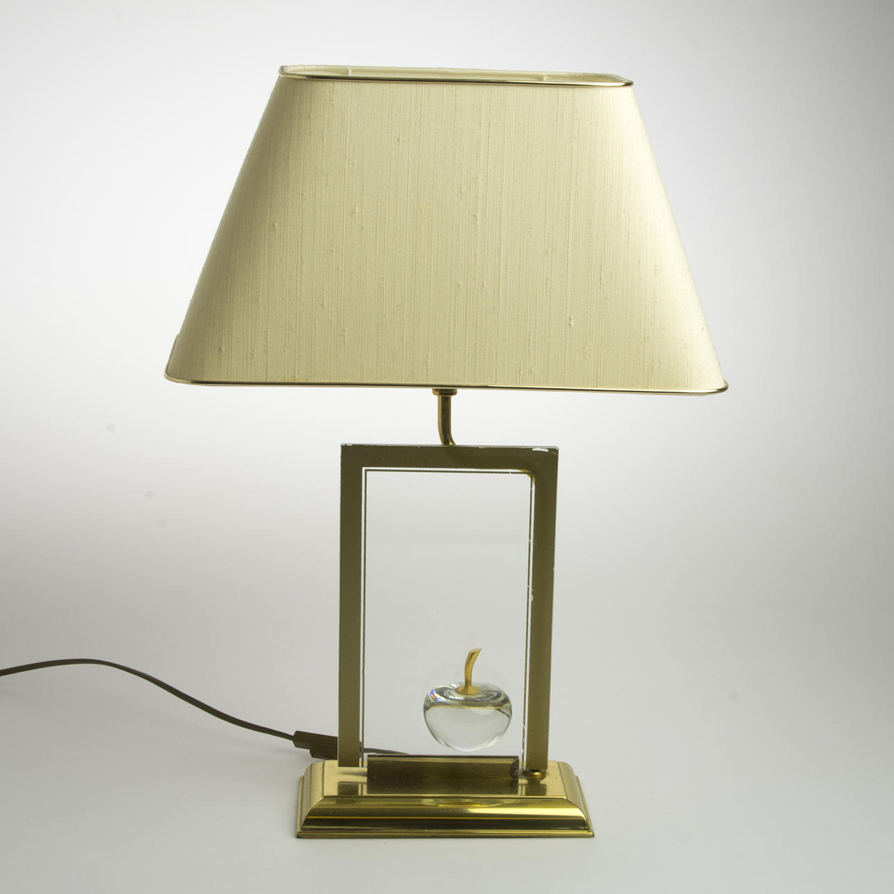 BORDSLAMPA, mässing/glas, Norco, sent 1900-tal.