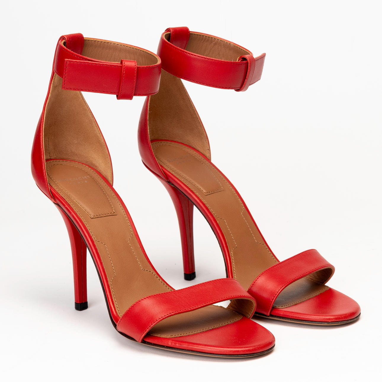 GIVENCHY. Sandalettes/Pumps, “Ankle Strap Pumps”, size 37.