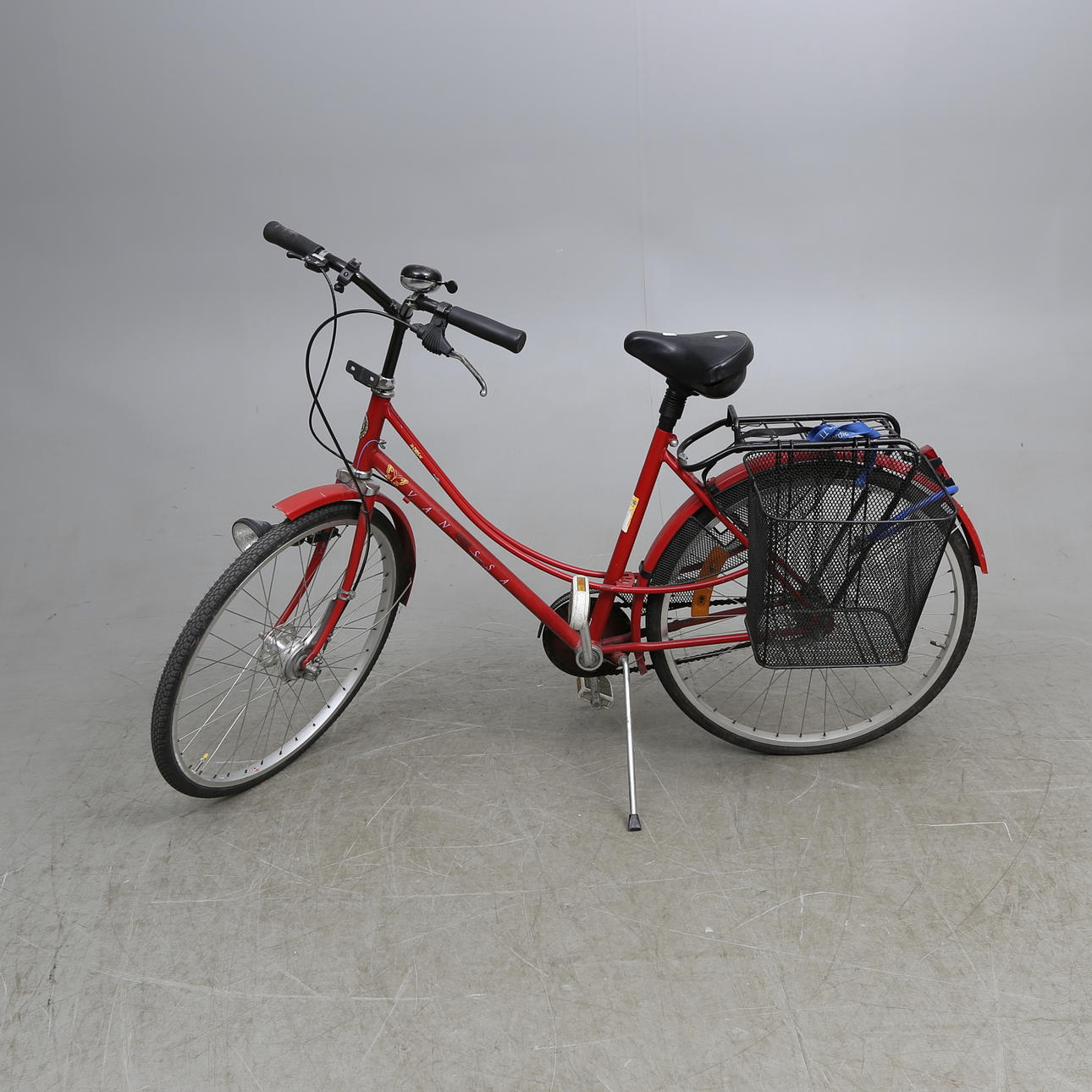 DAMCYKEL, "Vanessa", DBS.