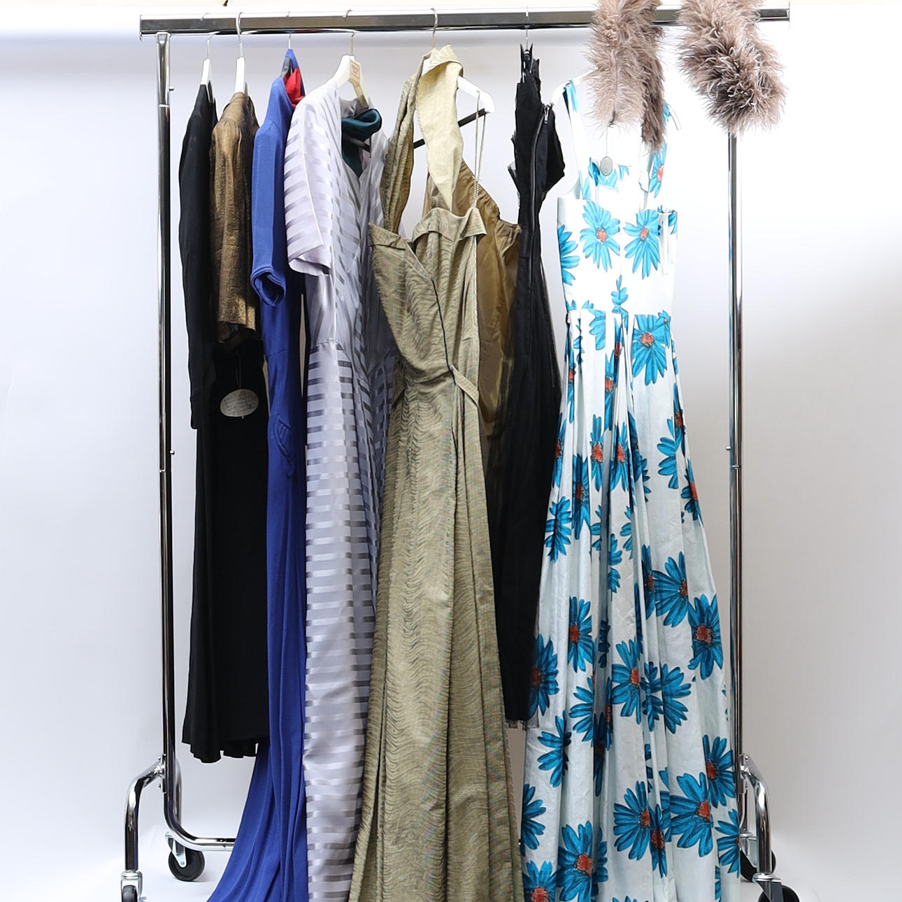 PARTY WEAR, DRESSES, 9 pieces.