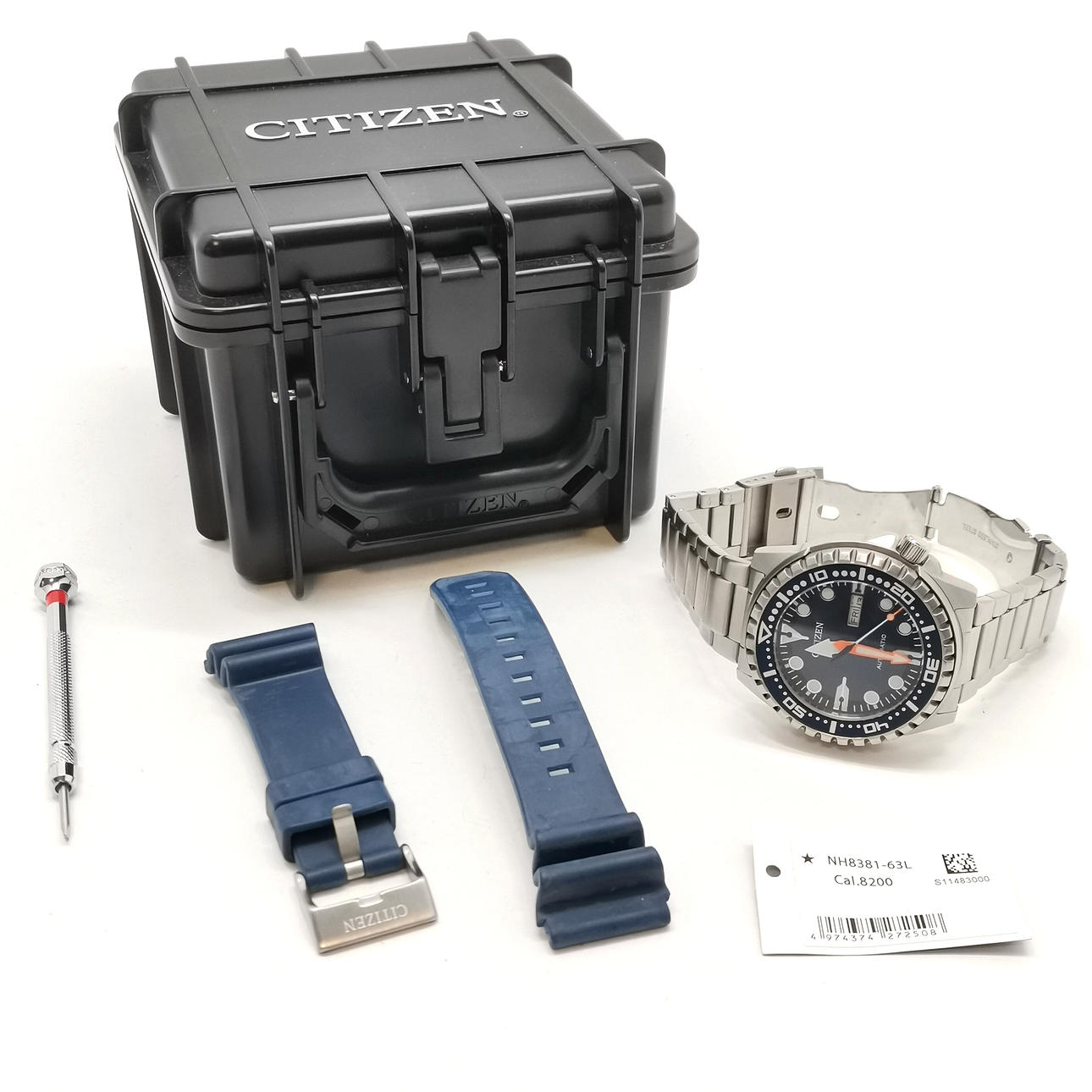 CITIZEN AUTOMATIC DIVERS WRISTWATCH #Cal.8200.