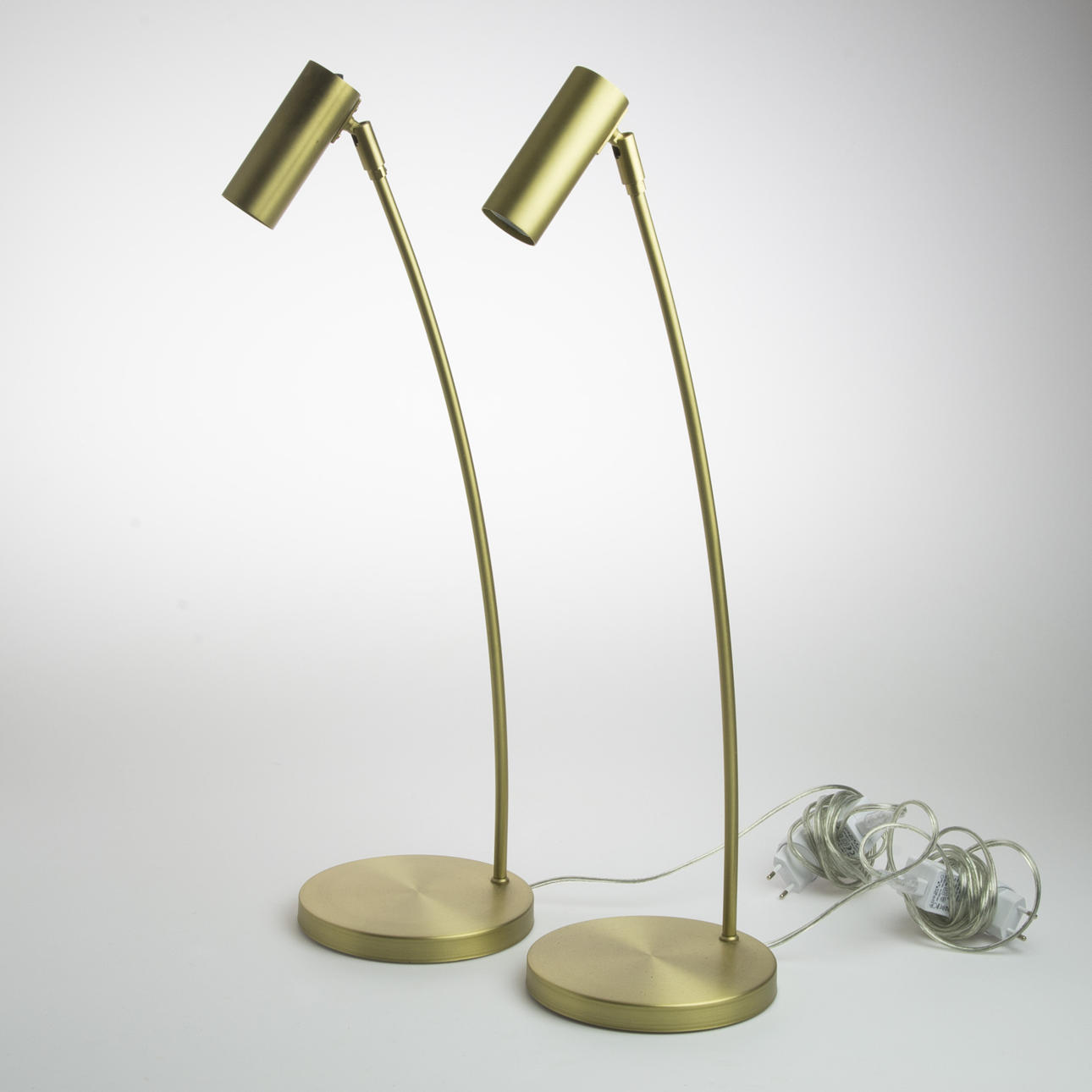 BORDSLAMPOR, 1 par, "Puck", mässing, Örsjö Belysning.