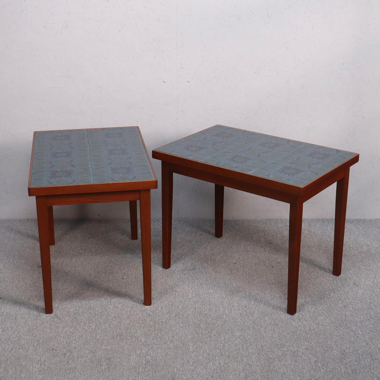A lamp table, solid teak with tiles, 1960s, 1 pair.