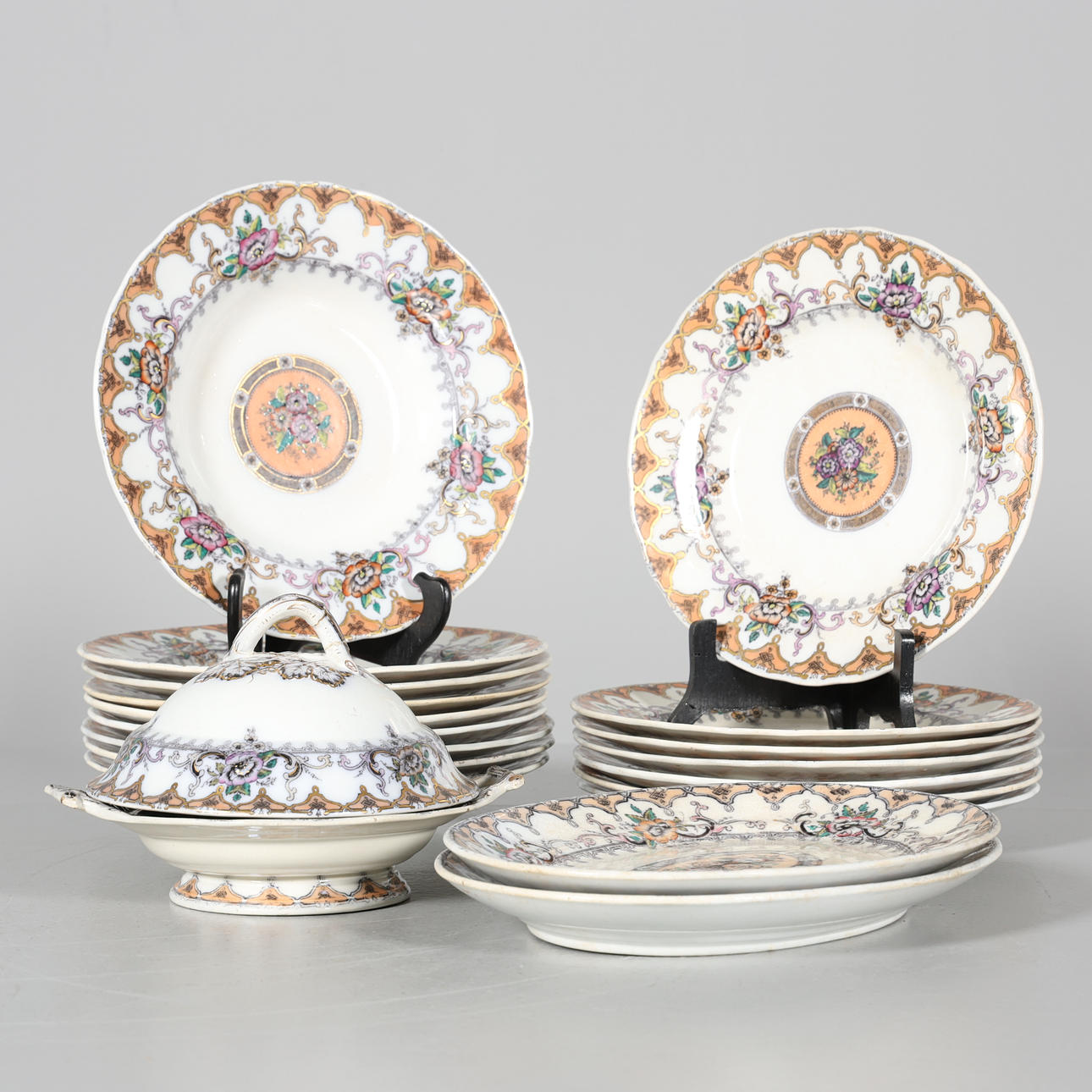 SERVISDELAR, 20 stycken, flintgods, "Parisienne", Rörstrand.