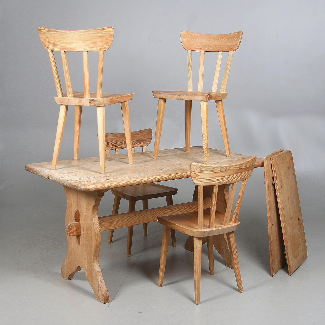 MATSALSGRUPP, 5 delar, "Svensk Fur", troligen, Göran Malmvall, Karl Andersson & Söner 1900-talets mitt.