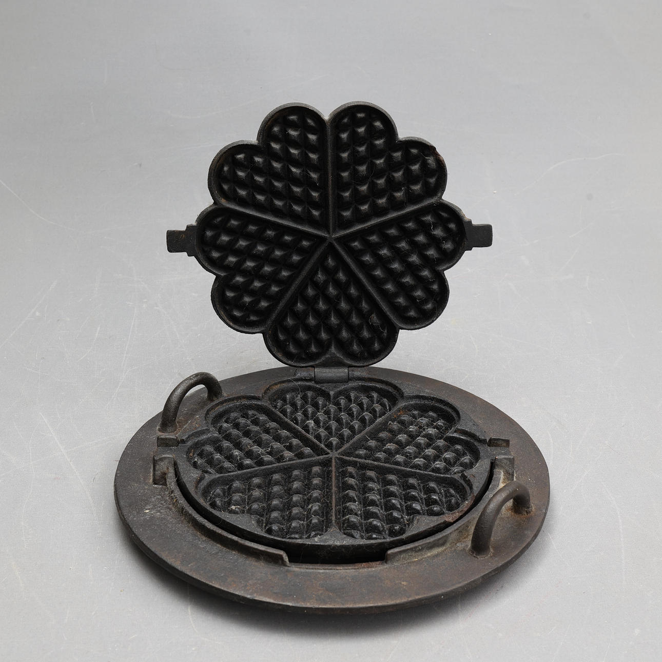 VÅFFELJÄRN till vedspis, gjutjärn.