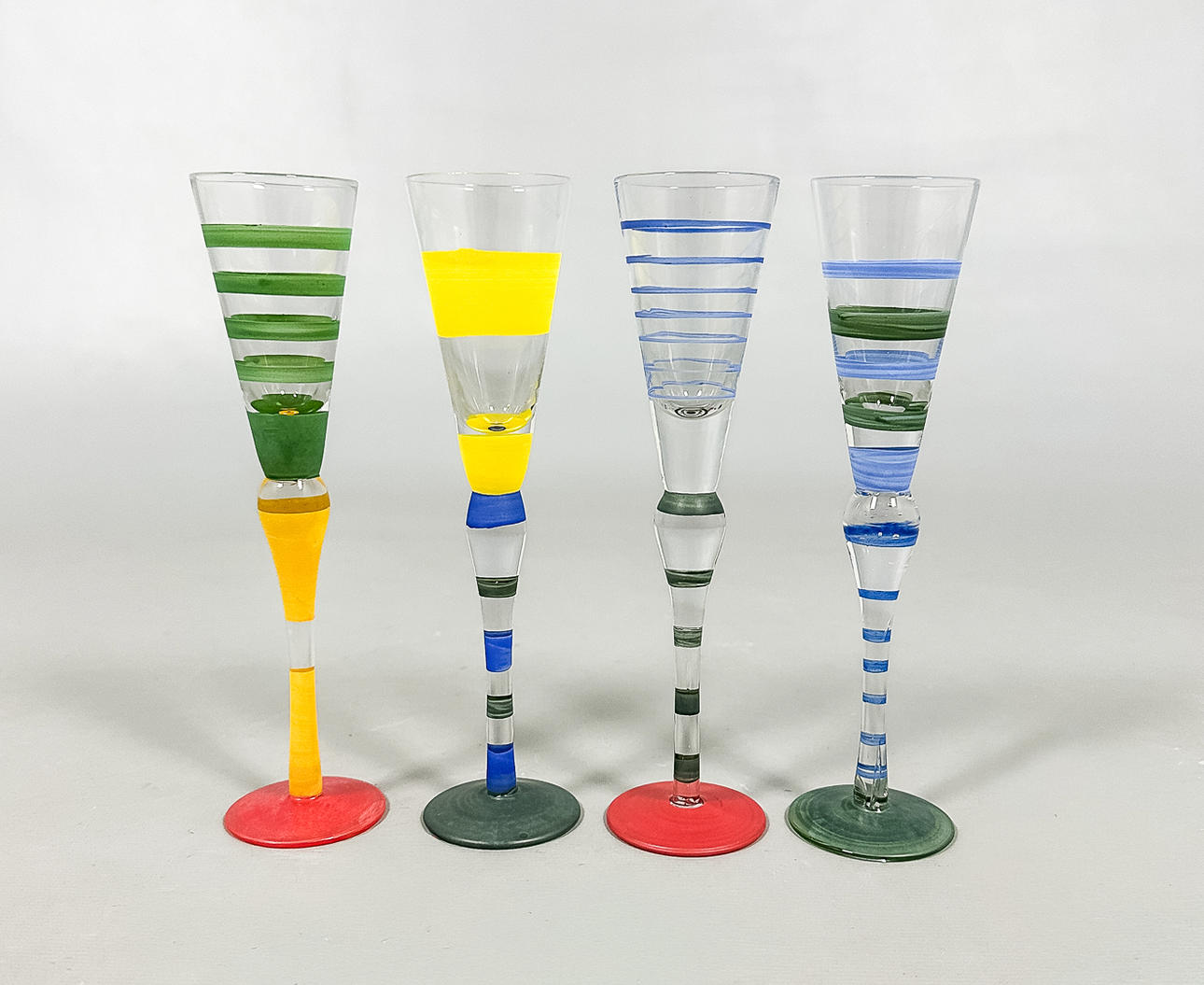 ANNE NILSSON. SNAP GLASSES, 4 pcs, “Clown”, Orrefors.